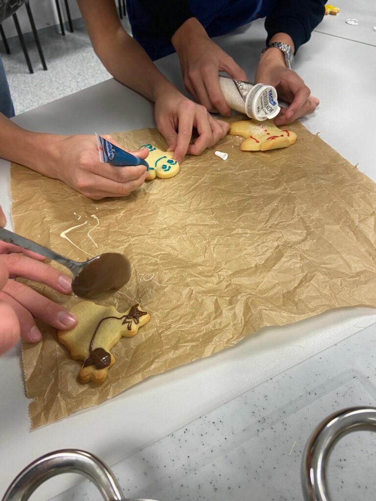 Weihnachtsvorbereitung mit der Jugendfeuerwehr.