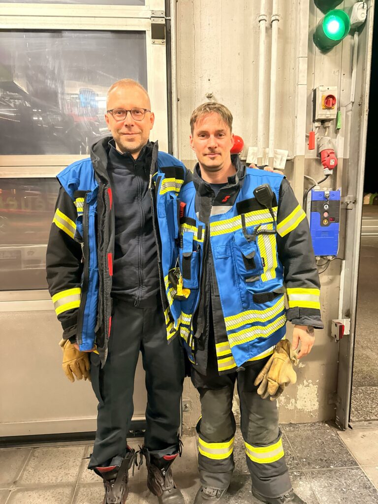 Übergabe - Wie immer tolle Zusammenarbeit mit dem LZ 11.