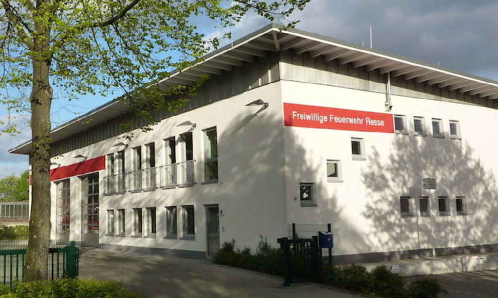 Das neue Feuerwehrhaus von der Lange Straße / Recklinghauser Straße aus gesehen.